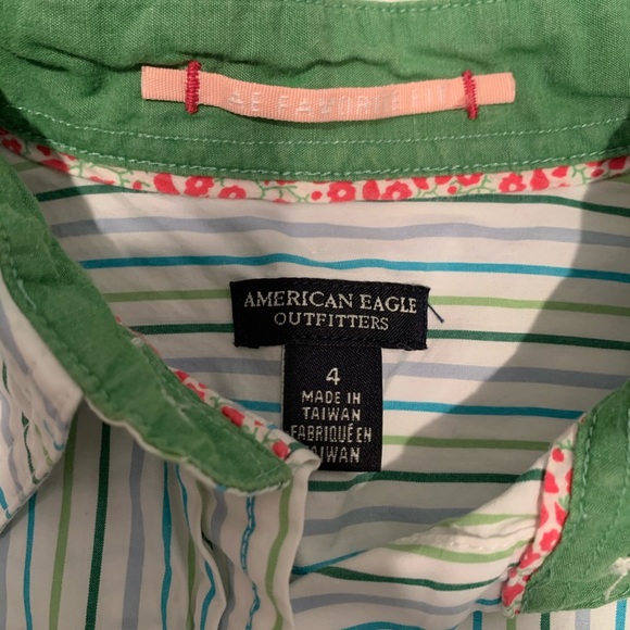 American Eagle Outfitters Favorite Fit Button Down - Picture 4 of 5